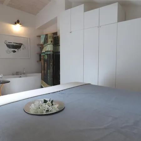 Sant'apollonia Apartment